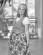 Tami Suwanski Black & White