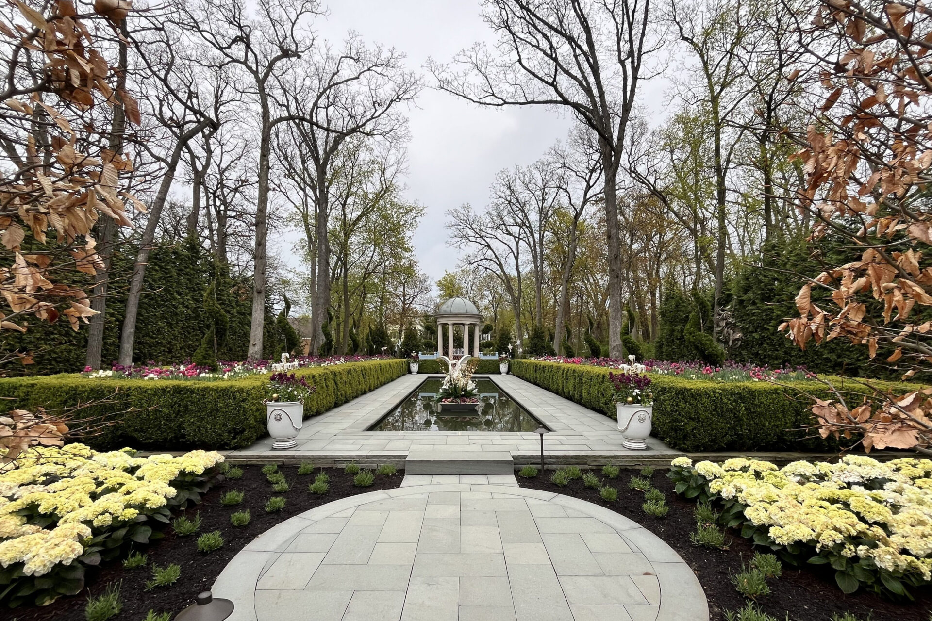 02 Versailles Fantasy Garden